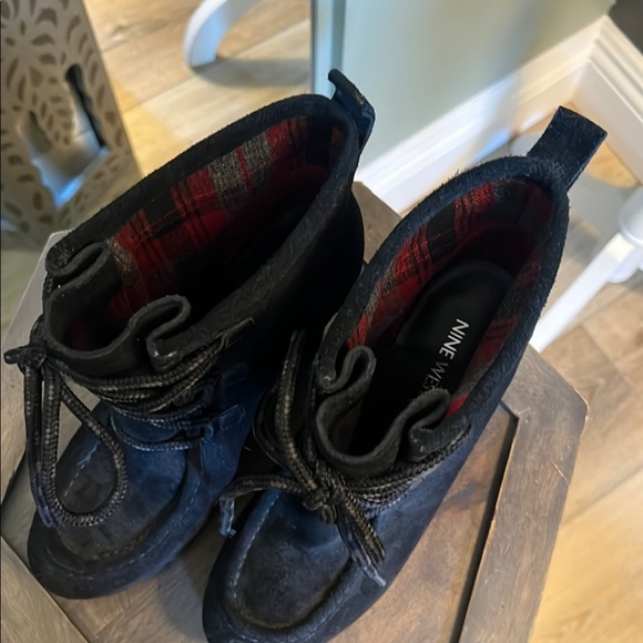 Nine West, Black Suede, size 7, Women's Ankle Boots - Picture 6 of 10
